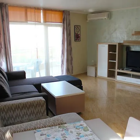 Sun Village Crib